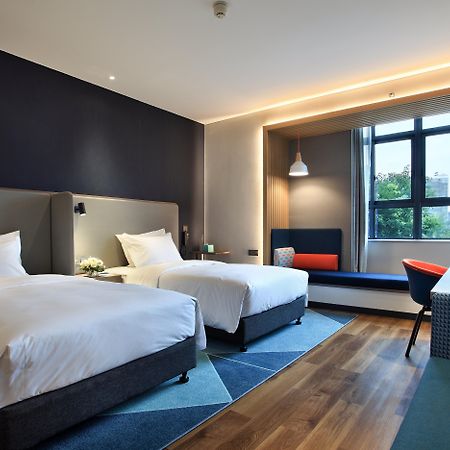 Holiday Inn Express Guilin City Center By Ihg Εξωτερικό φωτογραφία